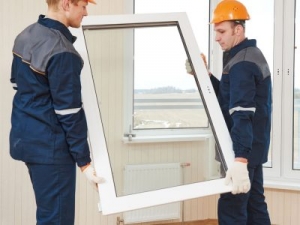 Установка ПВХ окон и дверей