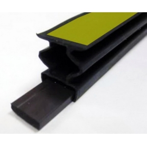 Уплотнитель дверной магнитный 14,5х12,5х2100 мм со скотчем